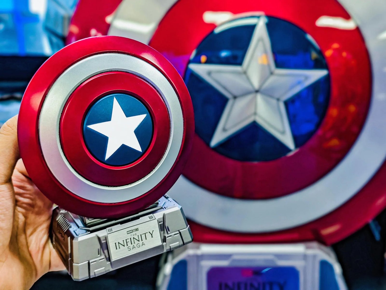 Captain America Shield Bust - Image 7