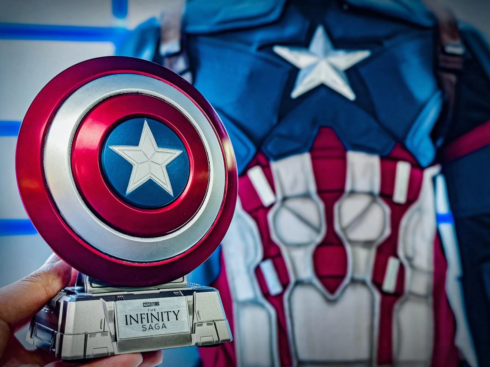 Captain America Shield Bust - Image 9