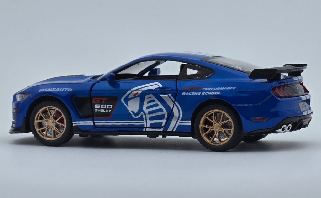 Ford Mustang Shelby GT500 1:24 diecast scale model car - Image 17